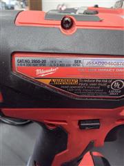 MILWAUKEE TOOLS DRILL SET